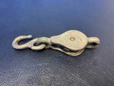 Galvanised Pulley With Hook Attachment 