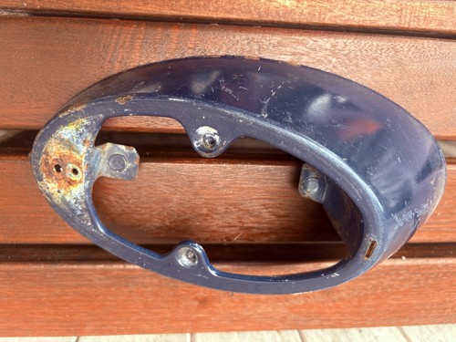 One rear light housing lhs - lhs, for