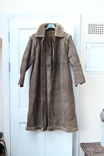 Genuine Sheepskin Coat Woman Size 8 In Very Good Condition