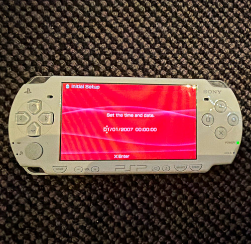 Sony psp 2000 white with - white, carry