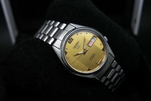 1996 vintage seiko automatic - 5,
