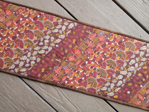 Thanksgiving table runner - table,