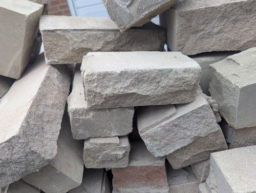 Reclaimed sandstone walling - sandstone,