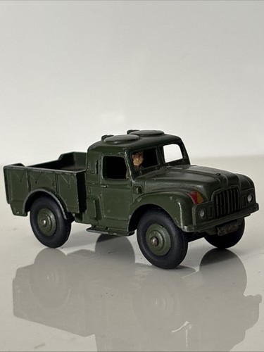Vintage dinky toys 641 - dinky,