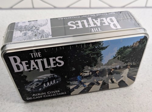 The beatles corgi classic - beatles,