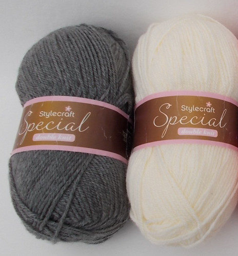 Small bundle knitting yarn - yarn,