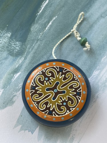 Hand painted wooden yoyo - hand,