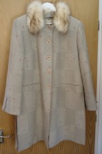 LOUIS FERAUD LADIES BEAUTIFUL