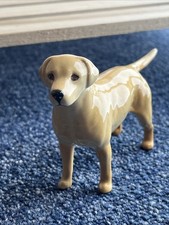Beswick Golden Yellow Labrador