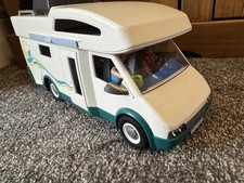 Playmobil 6671 Summer Fun Camper Motorhome with Figures And Accessories