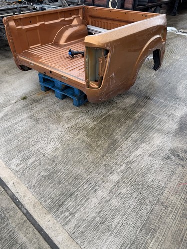 Nissan navara np300 - nissan, rear