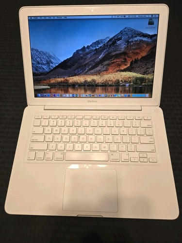 Apple macbook laptop 1 - apple,