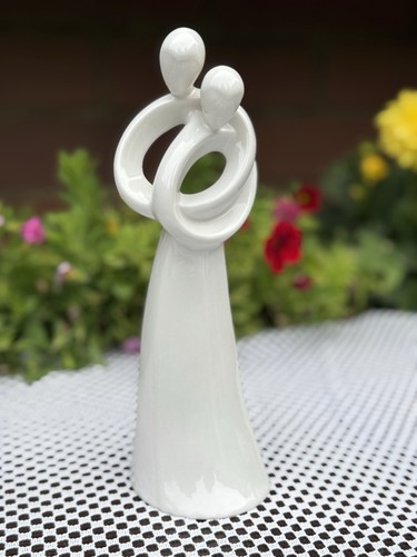 Porcelain figure enesco - figure,
