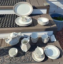 Habitat Sharon Tea/ Dinner