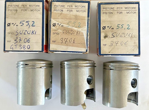 Genuine pistons axle for