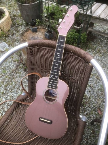 Fender ukulele zuma - ukulele, with