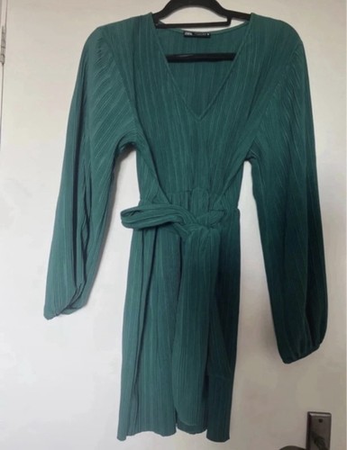 Pleated green dress from zara - pleated,