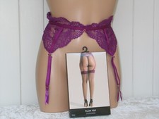 SUSPENDER BELT and SEAMED