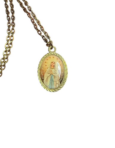 Gold tone cable - gold, necklace
