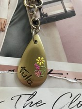 Tula Gold Tone Metal Tag / Bag