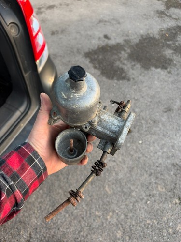 Classic carburettor jaguar - classic,