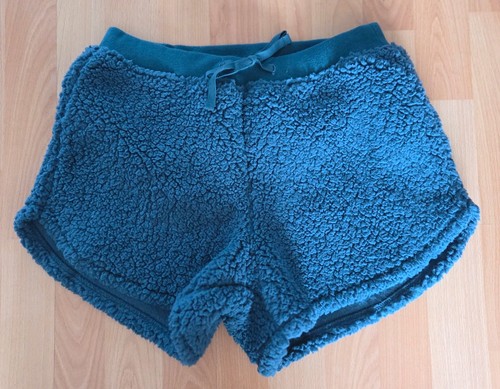 Bnwt green soft fleece shorts - soft,