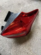 DRIVERS TAIL LIGHT FORD FOCUS