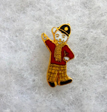 RUPERT THE BEAR - Police - Vintage - PIN BADGE