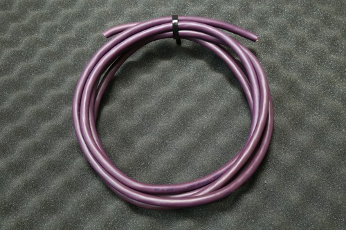 Straight wire chorus speaker - straight,