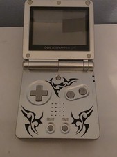 Nintendo Game Boy Advance SP