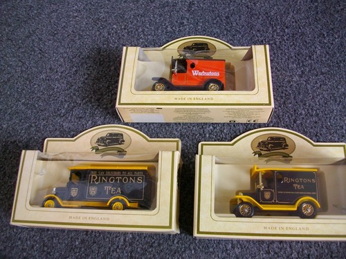 Lledo promo vans 2 - 3,