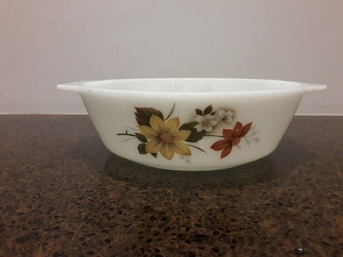 Vintage pyrex autumn glory - vintage,
