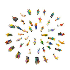 10 x model railway adults / children couples people figure painted OO gauge 20mm
