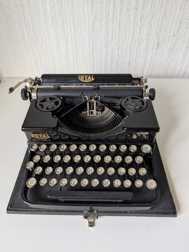 Antique 1930 royal - antique,
