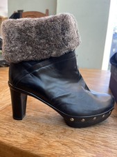 stuart weitzman At