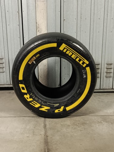 Pirelli pzero rubber - rubber, tyre
