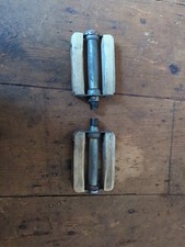 Vintage Retro White Platform