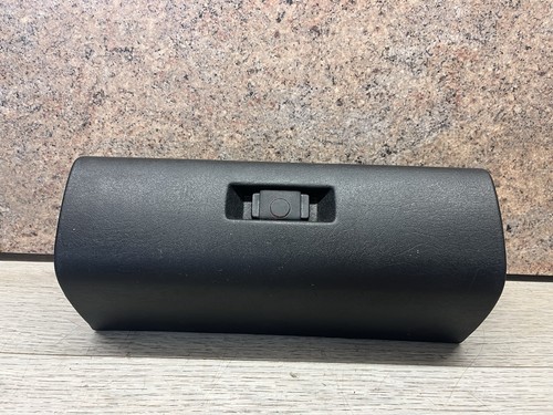 Volkswagen polo mk2f glovebox - volkswagen,