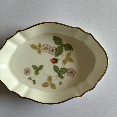 Small wedgewood trinket dish - wedgewood,