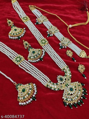 Indian bollywood traditional - indian,