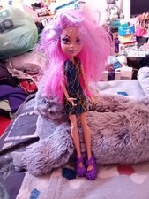 Monster High Howleen Wolf Doll, 12 Inch Figure, Fully Dressed With Shoes