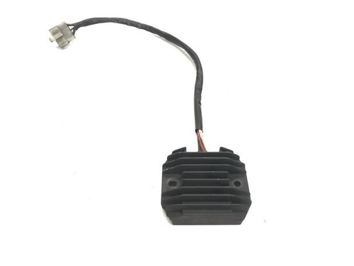 Yamaha fzs 600 - 600, battery