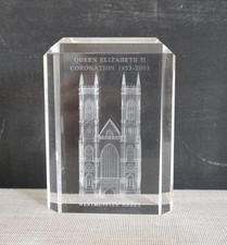 Queen Elizabeth Coronation Laser Glass Paperweight Westminster Abbey 1953-2003