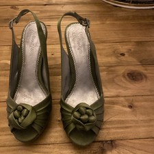 Phase Eight Ava Brooch