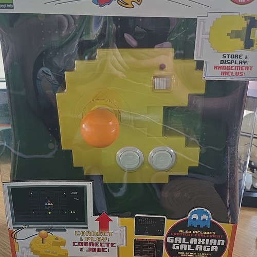 Pac man plug - &, play