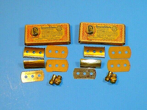 Two antique vintage gillette - /,