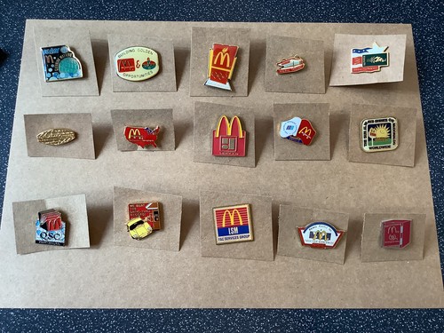 Pin badge vintage joblot - badge,