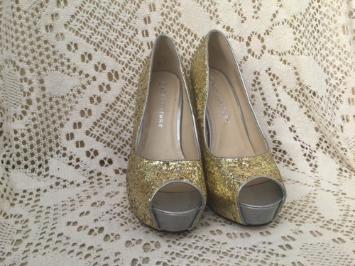 Gold sparkly open toe party