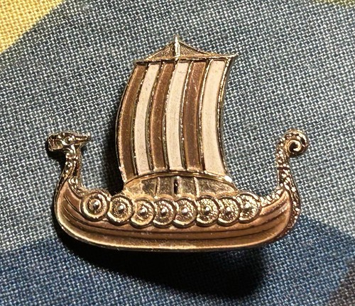 Vintage viking ship brooch - ship,