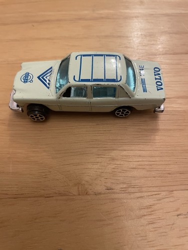 Summer 1970s white - (no.s691),